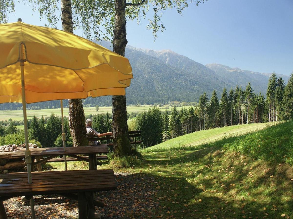Holiday Home In Jenig Carinthia With Pool Buitenkant foto